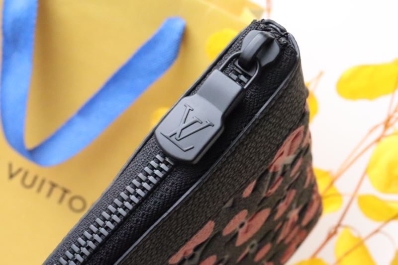 Louis Vuitton Clutch Bags